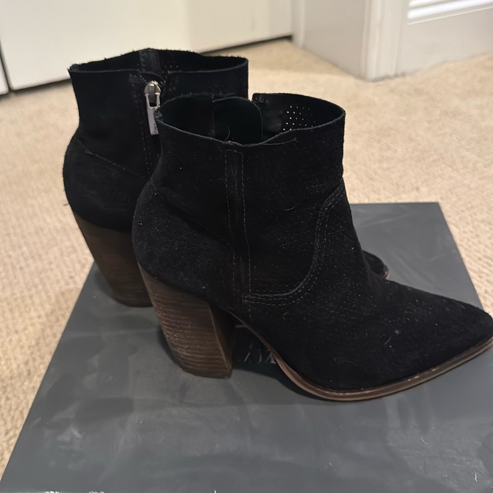 Vince Camuto Cava Bootie